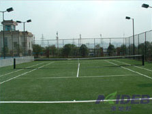 人造草網(wǎng)球場(chǎng)